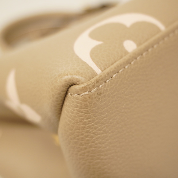 Louis Vuitton Monogram Emplant Petit Palais PM Shoulder Bag - Picture 6 of 11